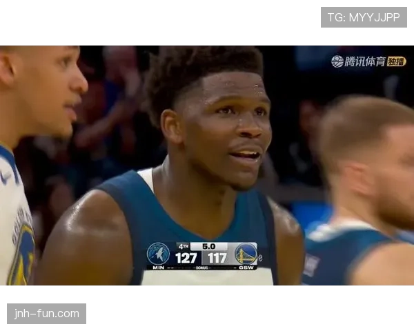 爱德华兹通过突破拉开与库兹马得分结构差异明显